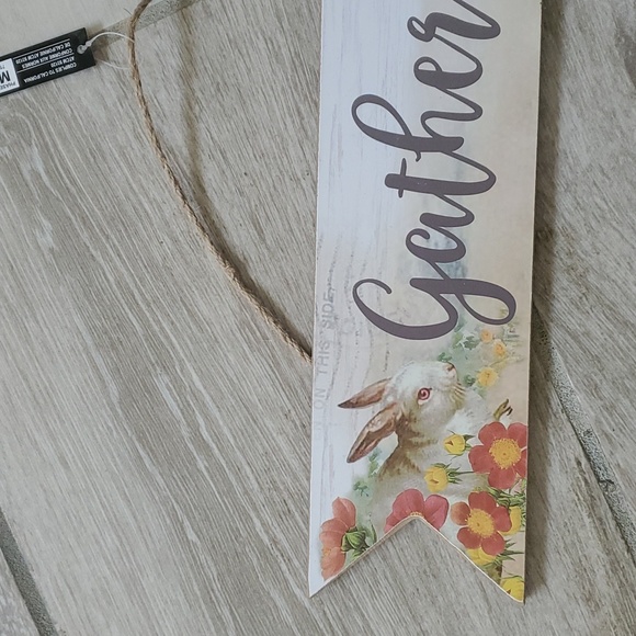 NWT Gather Here Wooden Hanging Arrow Sign Easter/Spring - Picture 3 of 5